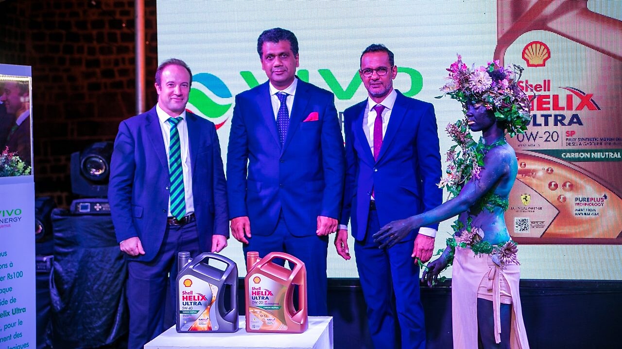 La cérémonie de lancement a eu lieu le vendredi 22 avril aux Ruines de Balaclava en la présence du ministre de l'Environnement, de la Gestion des Déchets Solides et du Changement Climatique et Matthias de Larminat, Managing Director de Vivo Energy Mauritius