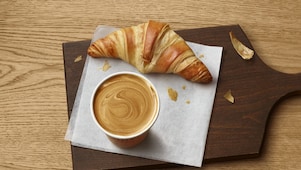 coffee & croissant