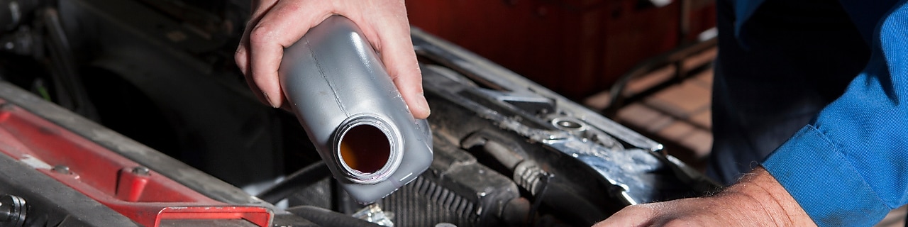 Shell coolant: The world's top lubricant supplier for 17 years, offering a long history of expertise in engine fluids