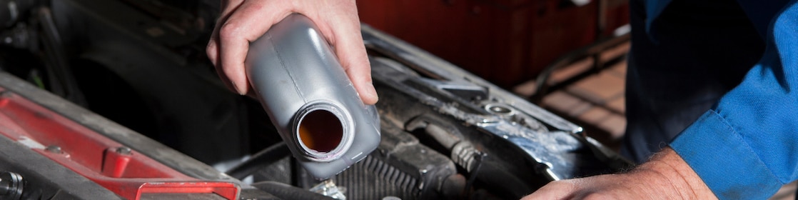 Shell coolant: The world's top lubricant supplier for 17 years, offering a long history of expertise in engine fluids