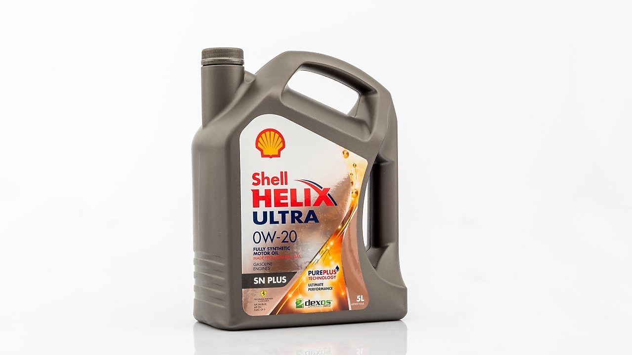Packshot of Shell Helix Ultra SN 0W-20